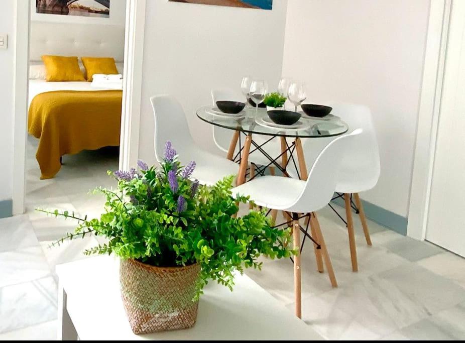 My Home In Triana, Luminoso Y Acogedor Apartamento Севиля Екстериор снимка