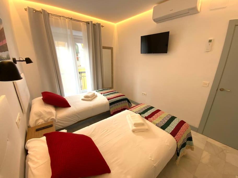 My Home In Triana, Luminoso Y Acogedor Apartamento Севиля Екстериор снимка